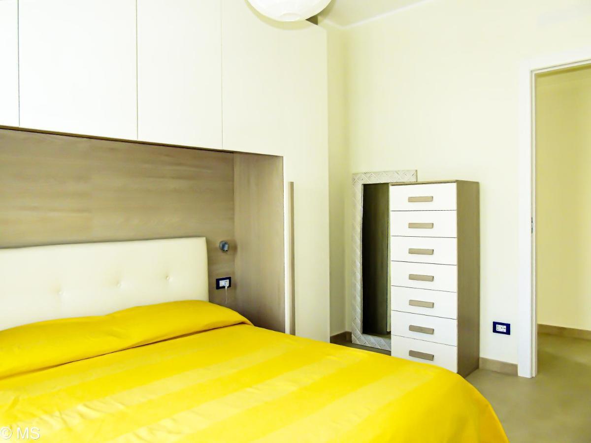 Pietra Home, Posto Auto, Ac ,Wifi, 150Mt Dal Mare Пьетра-Лигуре Экстерьер фото